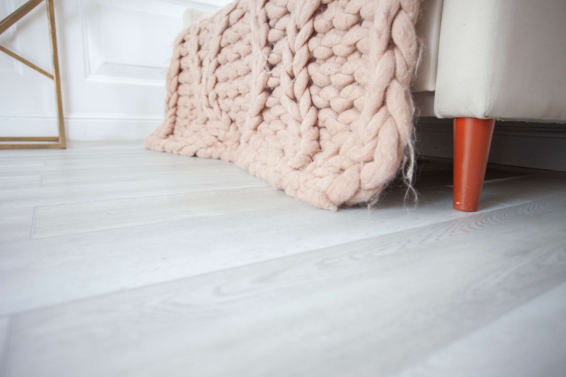 SPC ламинат «Damy Floor» Дуб Зимний (1220*180*4 мм) — купить в Перми