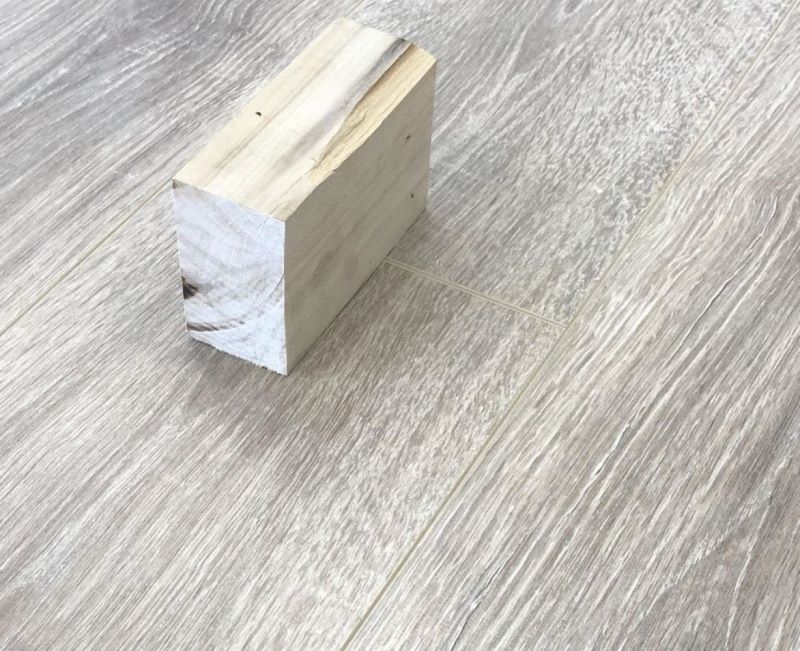 Ламинат "SunFloor" 8/32 4V Дуб Джонсон 32 (1380*193*8 мм) — купить в Перми