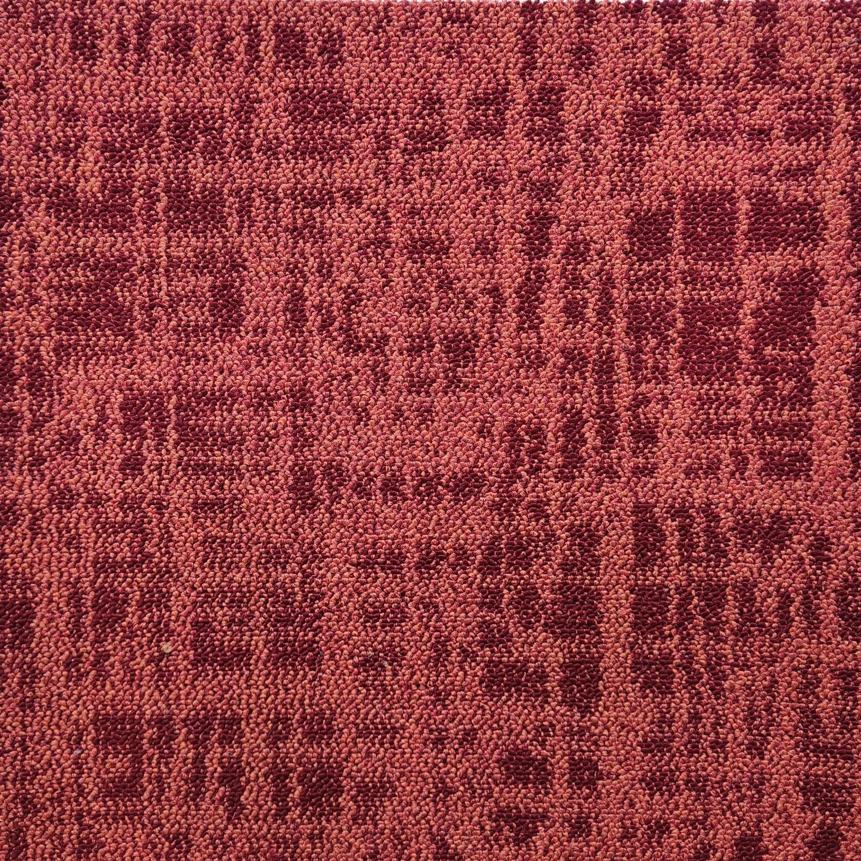 Ковровое покрытие "Bonkeel" Soul One Red (ширина 4м) — купить в Перми