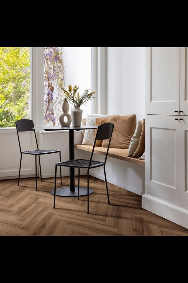 Замковая ПВХ плитка Classic Oak 24844 (630*126*6 мм) — купить в Перми