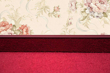 Плинтус для ковролина "Korner" Listwa бордо (2500*13,8*50 мм) — фото и характеристики